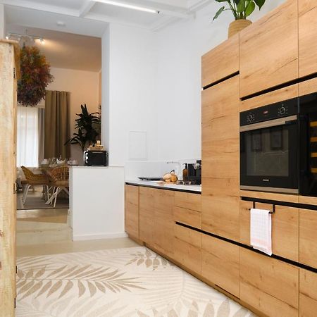 Park Avenue Apartments - Dom Mit Stil - Kueche - Parkplatz - Wlan - 65 Zoll Tv - Netflix Κολωνία Εξωτερικό φωτογραφία