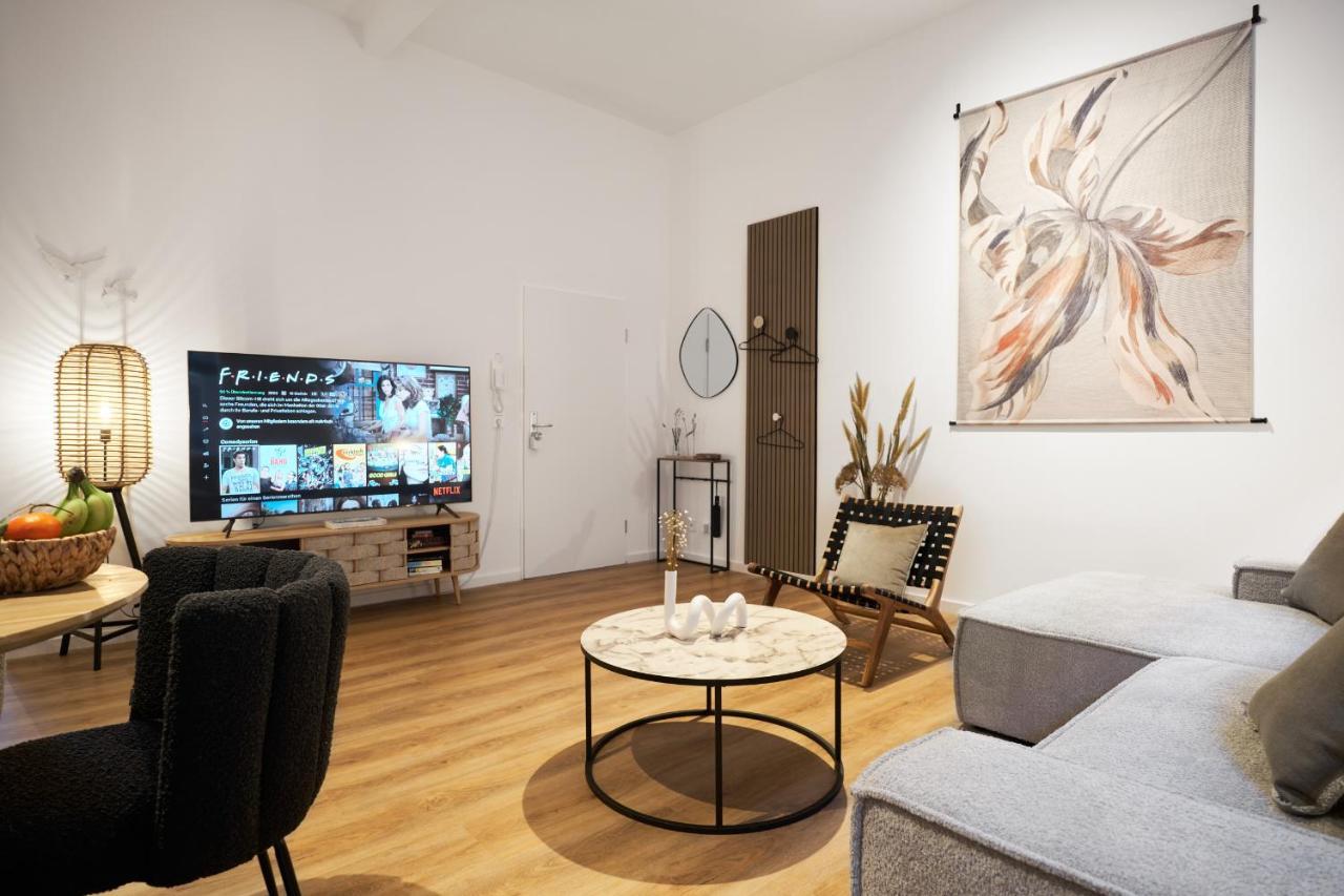 Park Avenue Apartments - Dom Mit Stil - Kueche - Parkplatz - Wlan - 65 Zoll Tv - Netflix Κολωνία Εξωτερικό φωτογραφία