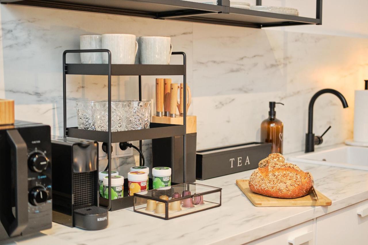 Park Avenue Apartments - Dom Mit Stil - Kueche - Parkplatz - Wlan - 65 Zoll Tv - Netflix Κολωνία Εξωτερικό φωτογραφία