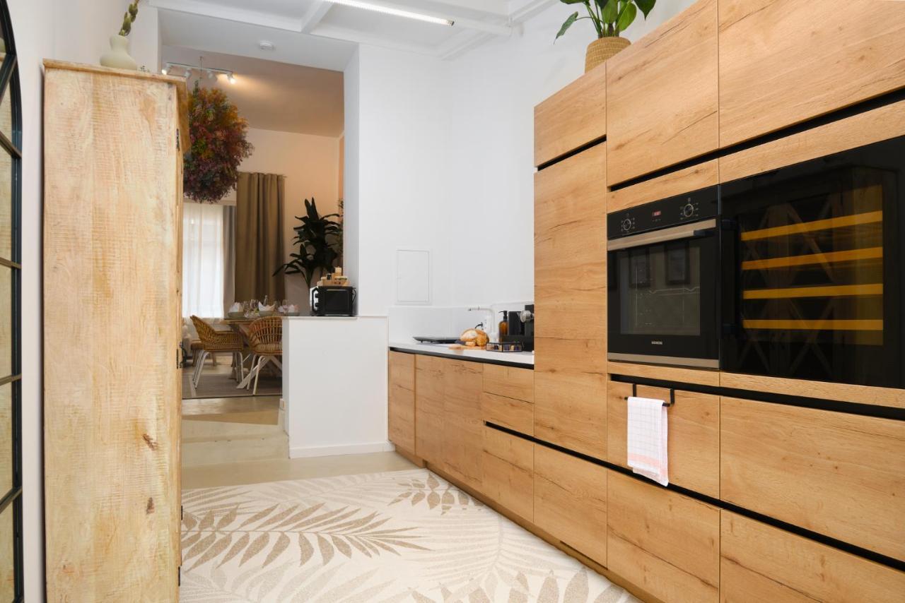 Park Avenue Apartments - Dom Mit Stil - Kueche - Parkplatz - Wlan - 65 Zoll Tv - Netflix Κολωνία Εξωτερικό φωτογραφία